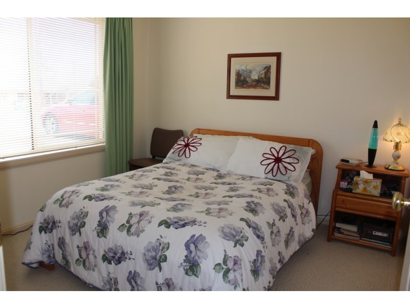 41 Hughes Street, Kelso NSW 2795