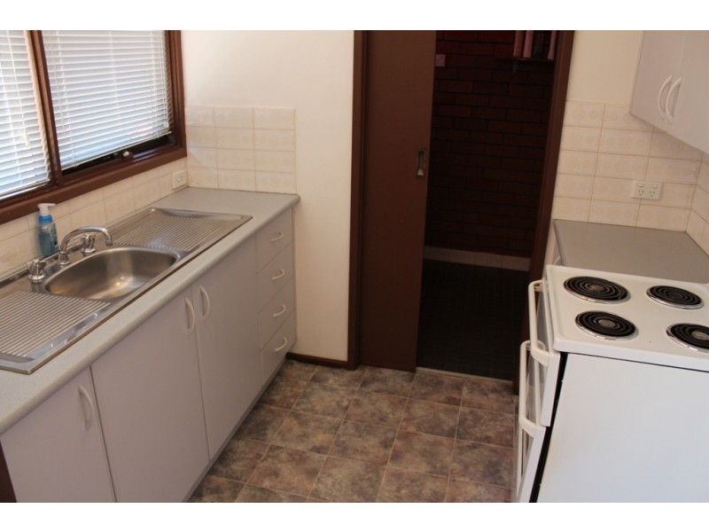 6/196 Keppel Street, Bathurst NSW 2795