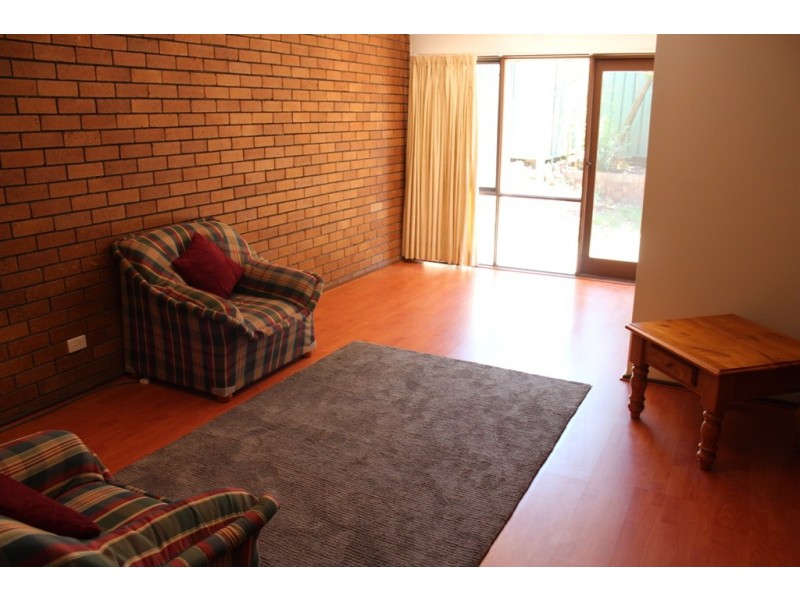 6/196 Keppel Street, Bathurst NSW 2795