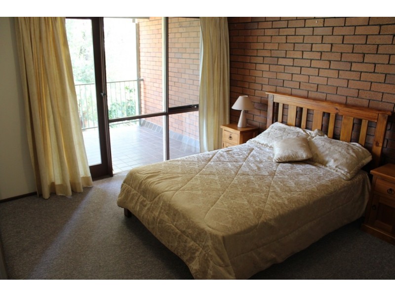 6/196 Keppel Street, Bathurst NSW 2795