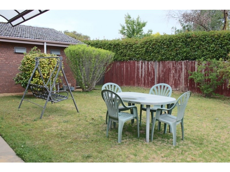 16 Northcott Drive, Bathurst NSW 2795