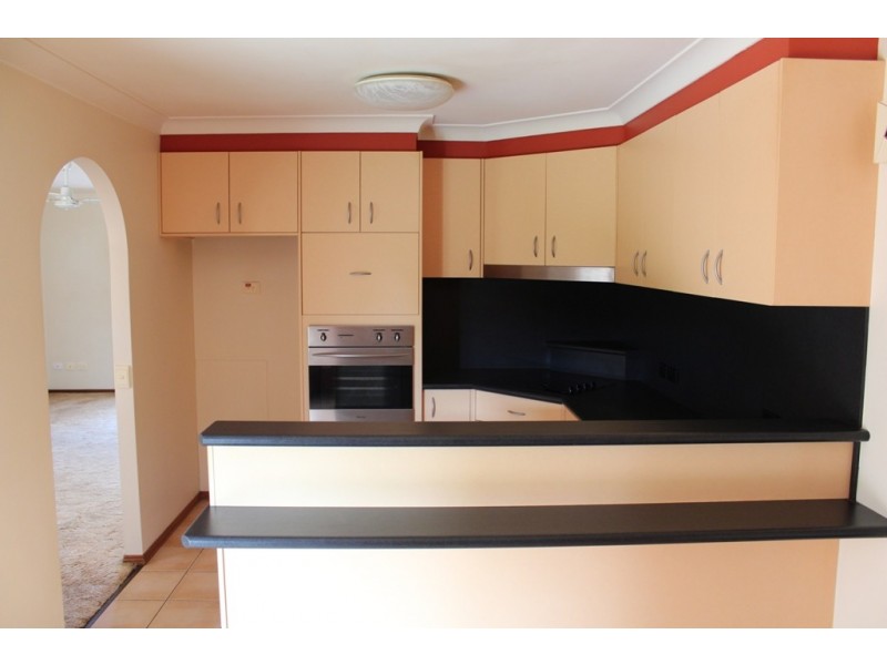 17 Crawford Crescent, Windradyne NSW 2795