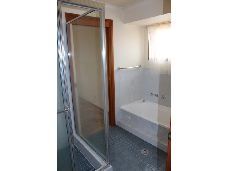 17 Crawford Crescent, Windradyne NSW 2795