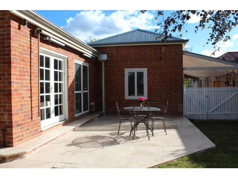 183 Brilliant Street, Bathurst NSW 2795