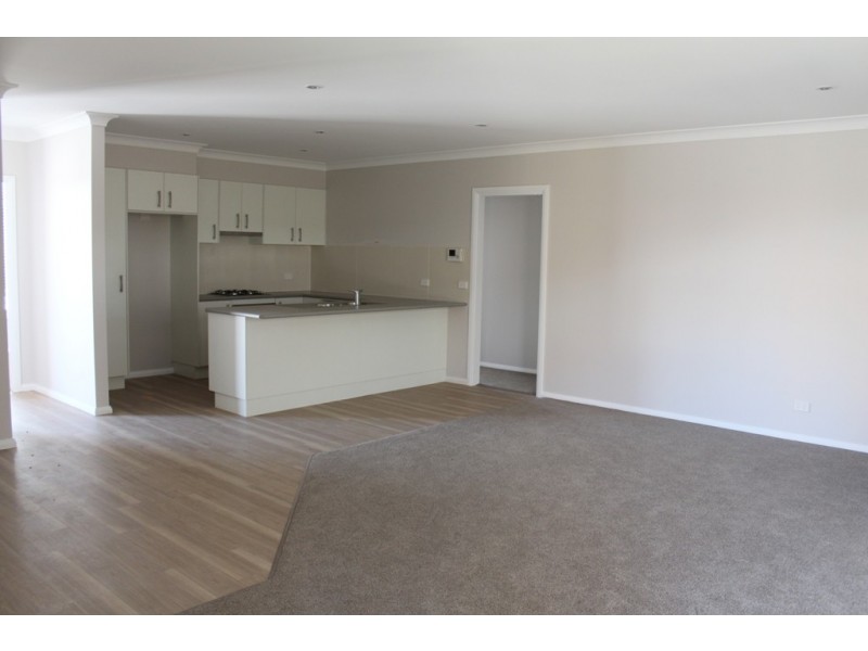 10/13 Busby Street, Bathurst NSW 2795
