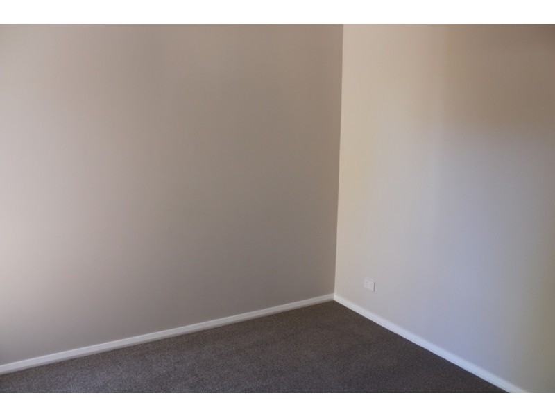 2/13 Busby Street, Bathurst NSW 2795