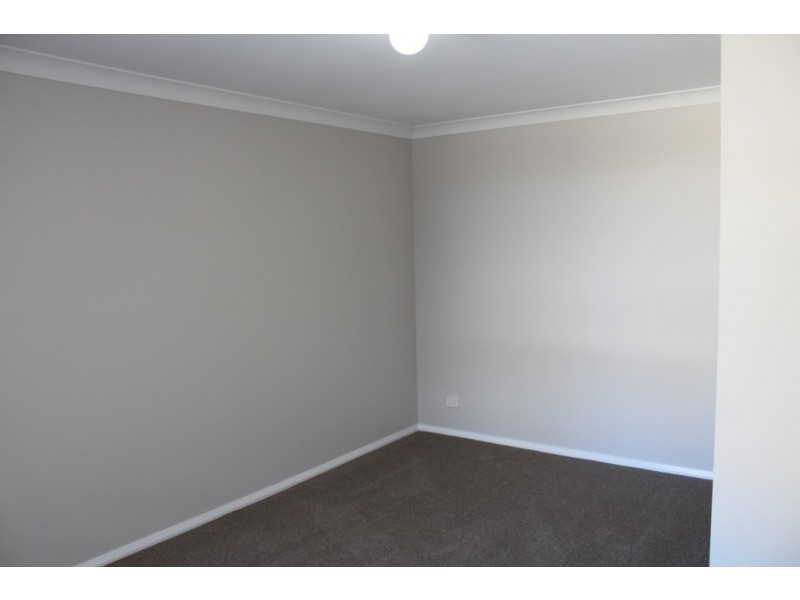 2/13 Busby Street, Bathurst NSW 2795