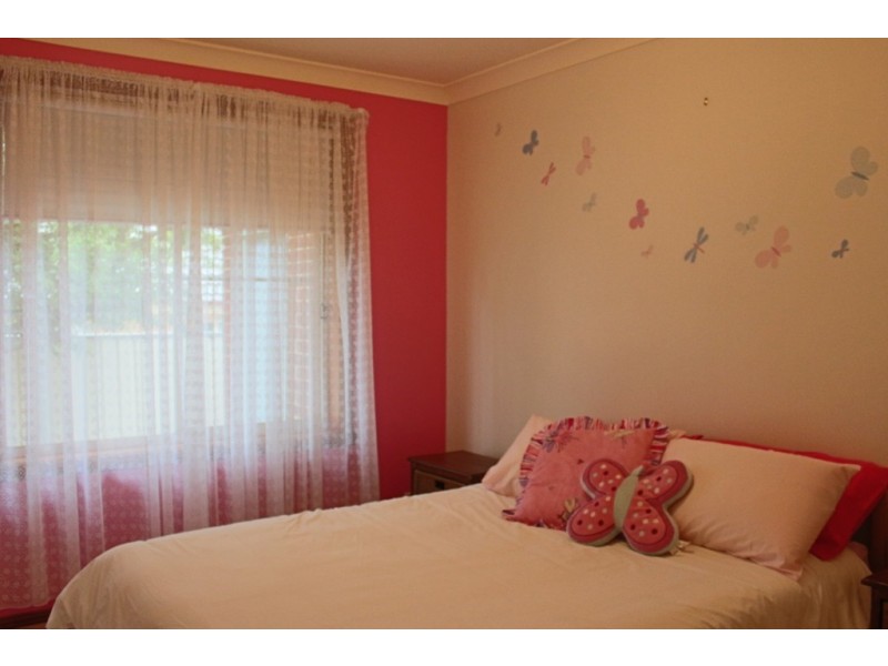 7 Elliott Close, Bathurst NSW 2795