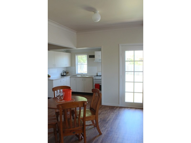 1 Moodie Place, Bathurst NSW 2795