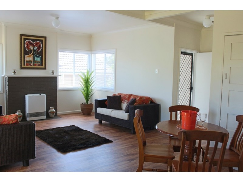1 Moodie Place, Bathurst NSW 2795