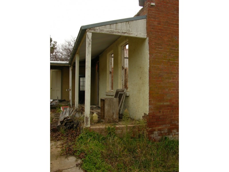 8 Budden Street, Rockley NSW 2795