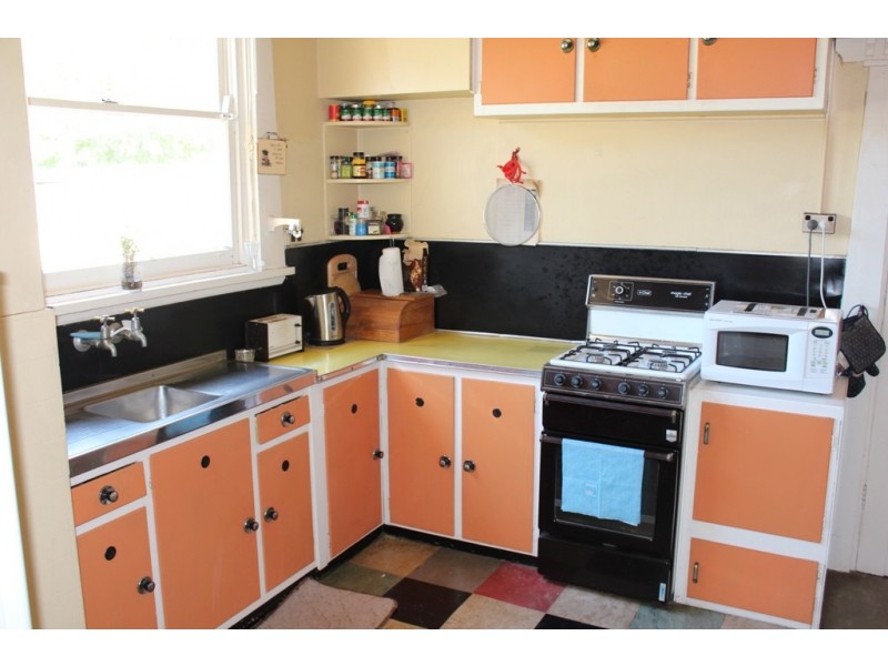 204 Rankin Street, Bathurst NSW 2795