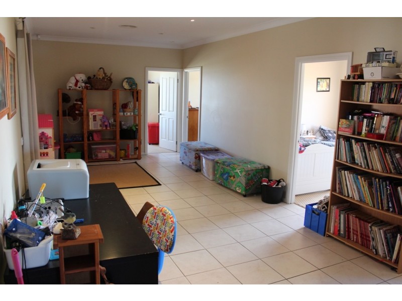 121 Hartwood Avenue, Bathurst NSW 2795