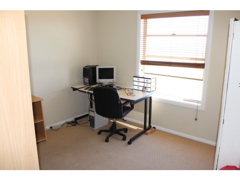 121 Hartwood Avenue, Bathurst NSW 2795