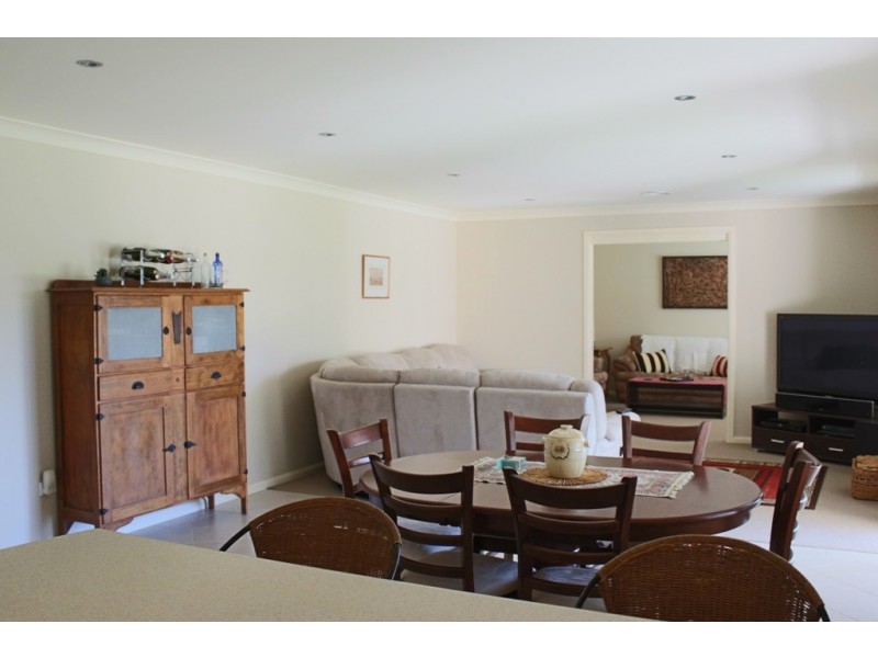 9 Marriott Avenue, Bathurst NSW 2795