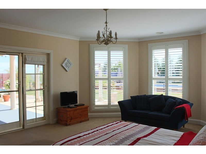 98 Blue Ridge Drive, Bathurst NSW 2795