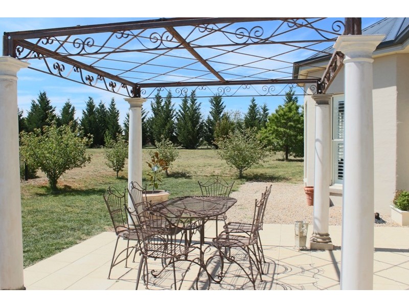 98 Blue Ridge Drive, Bathurst NSW 2795