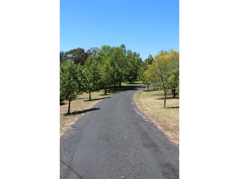 43 Windemere Road, Bathurst NSW 2795