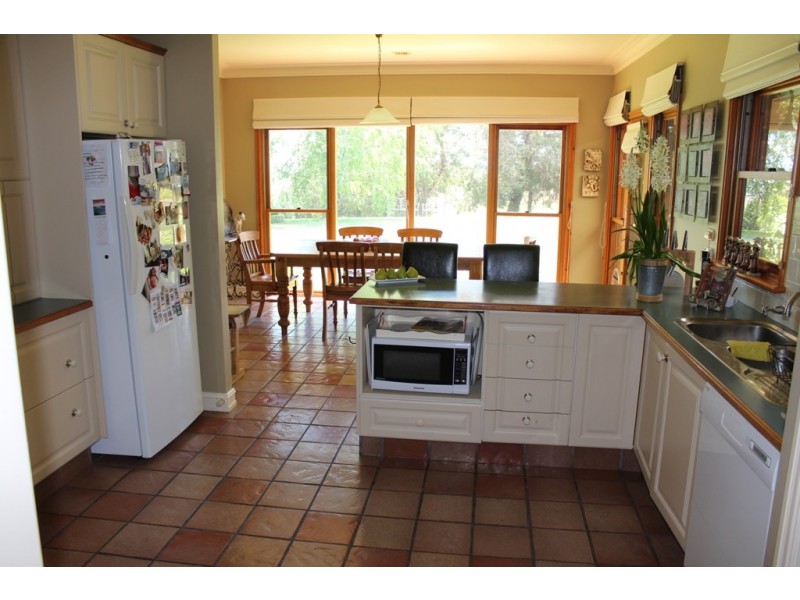 43 Windemere Road, Bathurst NSW 2795