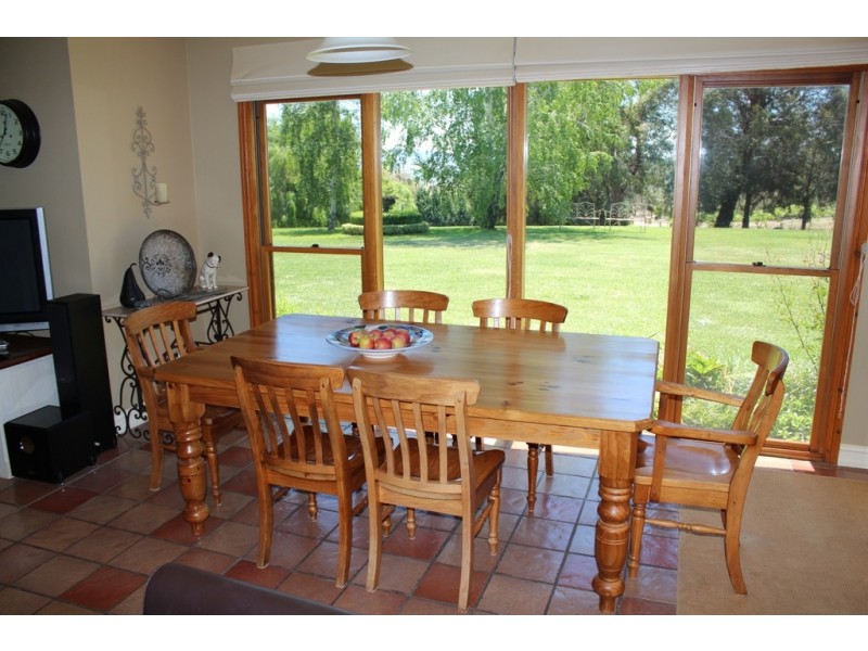 43 Windemere Road, Bathurst NSW 2795