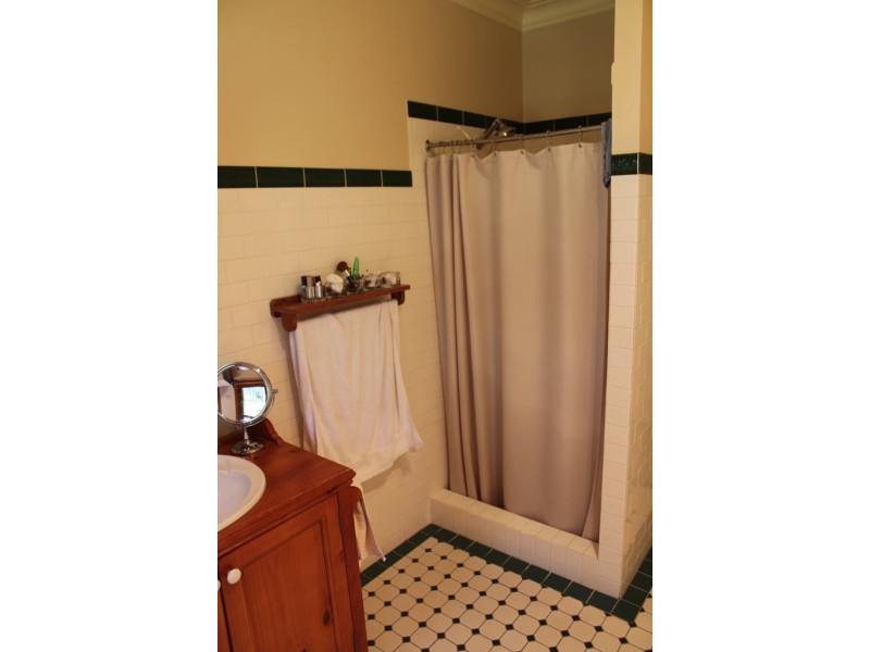 43 Windemere Road, Bathurst NSW 2795