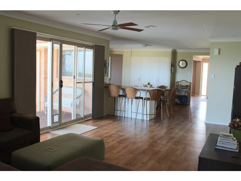 12 Joubert Place, Bathurst NSW 2795