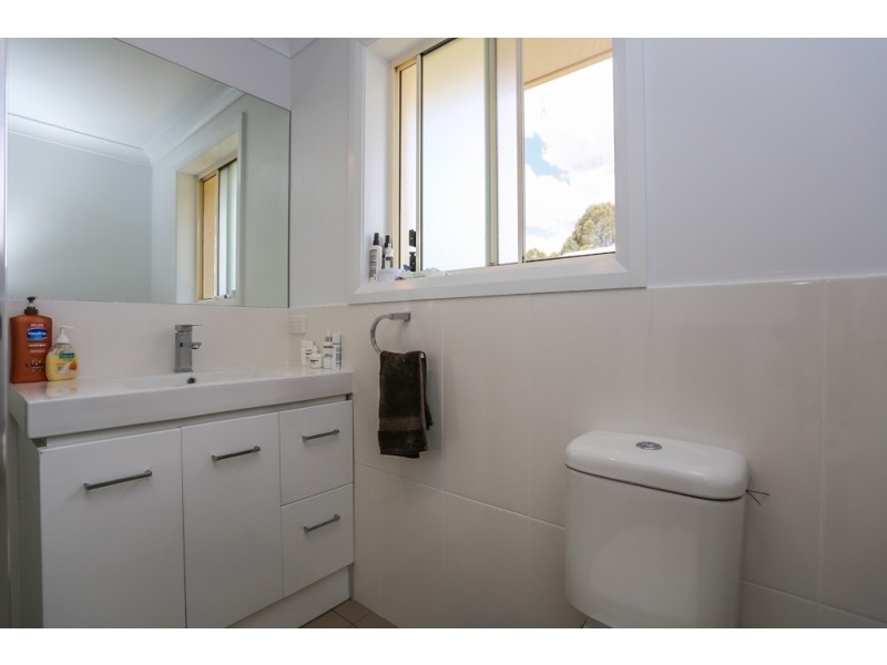 3A Miller Street, Bathurst NSW 2795