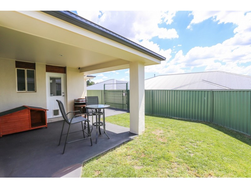 3A Miller Street, Bathurst NSW 2795
