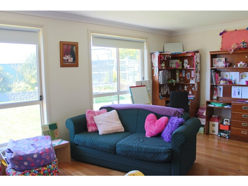 38 Marriott Avenue, Bathurst NSW 2795