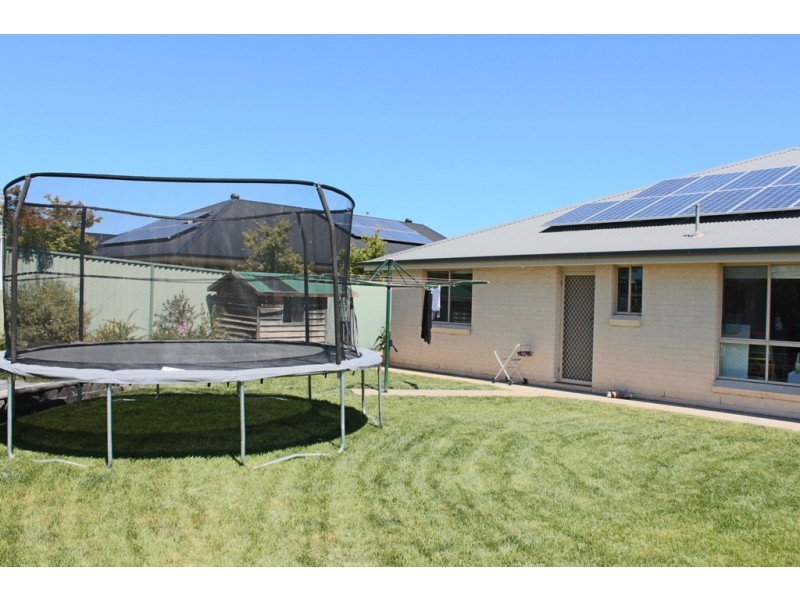 38 Marriott Avenue, Bathurst NSW 2795