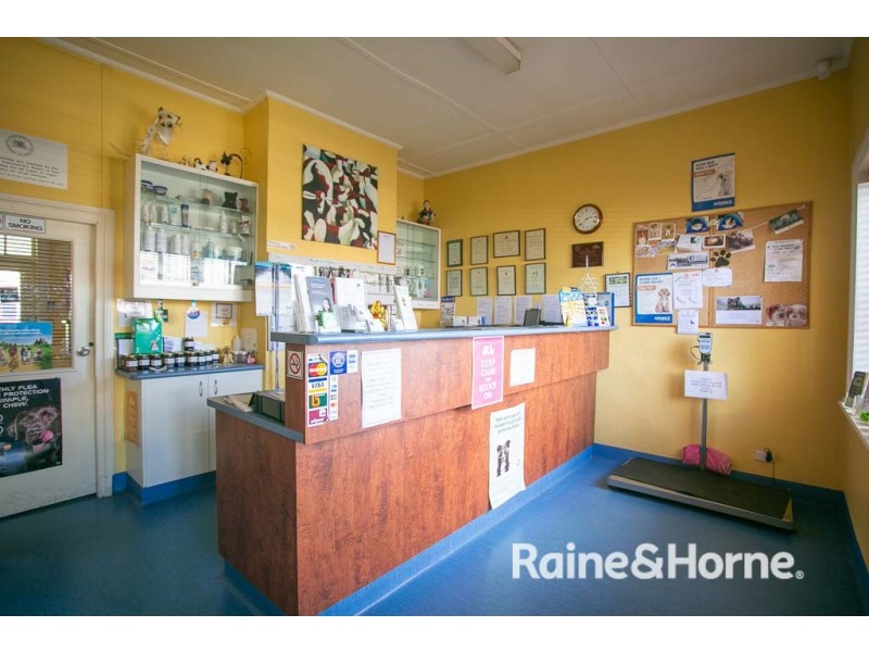 95 Bentinck Street, Bathurst NSW 2795