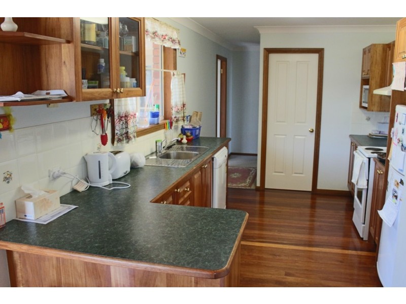 10 Rosemont Avenue, Bathurst NSW 2795