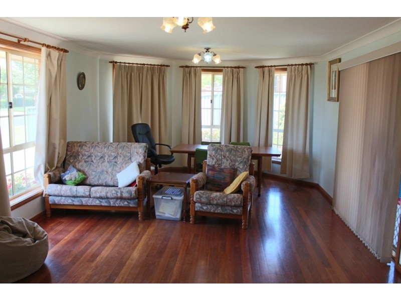 10 Rosemont Avenue, Bathurst NSW 2795