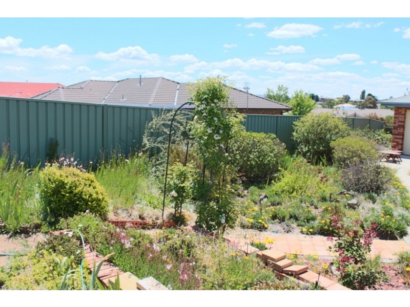 10 Rosemont Avenue, Bathurst NSW 2795