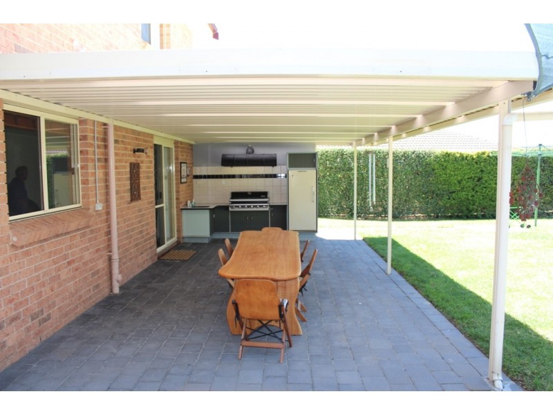 7 Abercrombie Drive, Bathurst NSW 2795