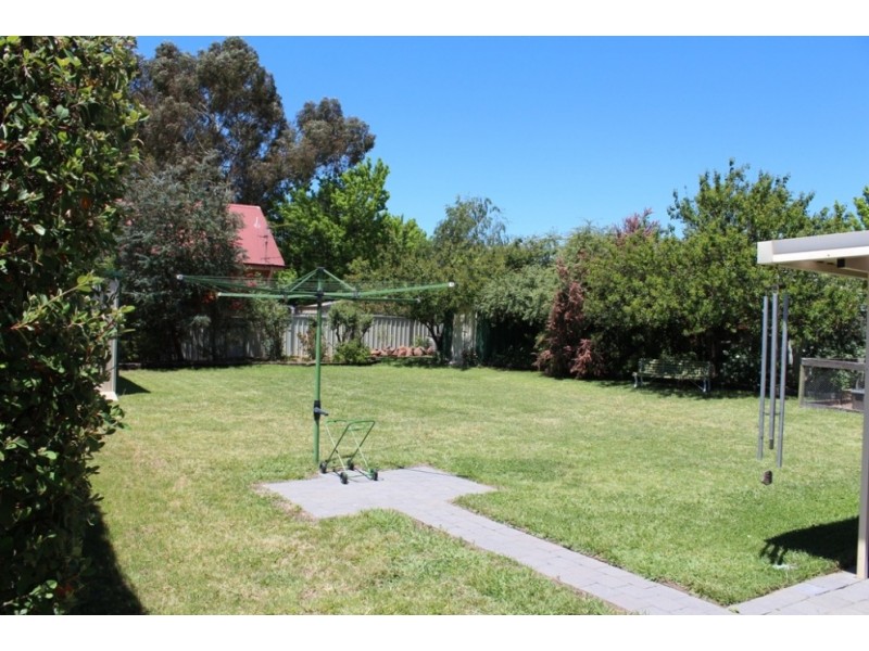 7 Abercrombie Drive, Bathurst NSW 2795