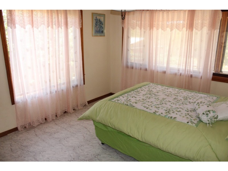 9 Crawford Lane, Wattle Flat NSW 2795