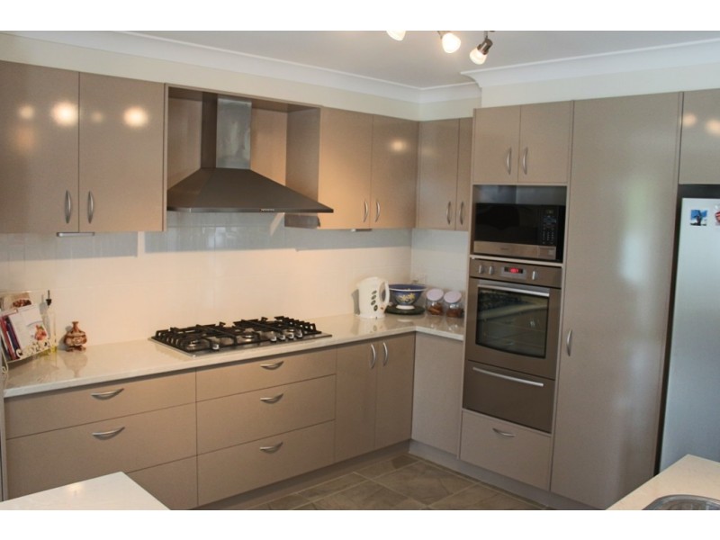 58 Halfpenny Drive, Bathurst NSW 2795