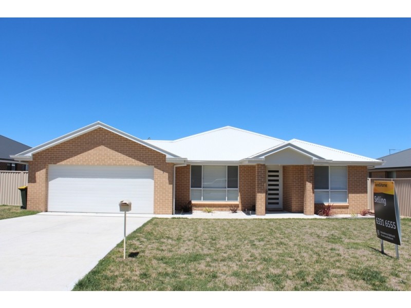 7 Cox Lane, Bathurst NSW 2795