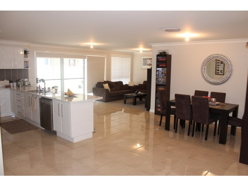 7 Cox Lane, Bathurst NSW 2795