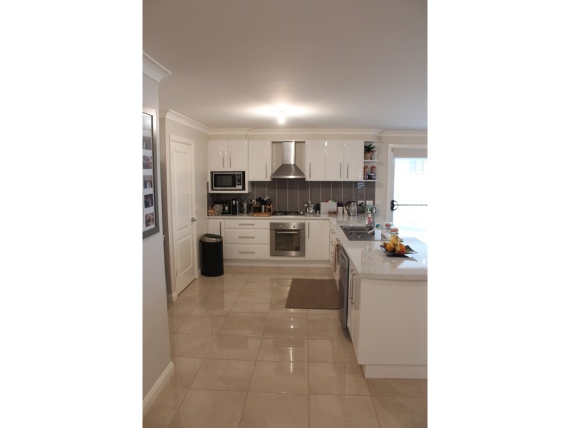 7 Cox Lane, Bathurst NSW 2795