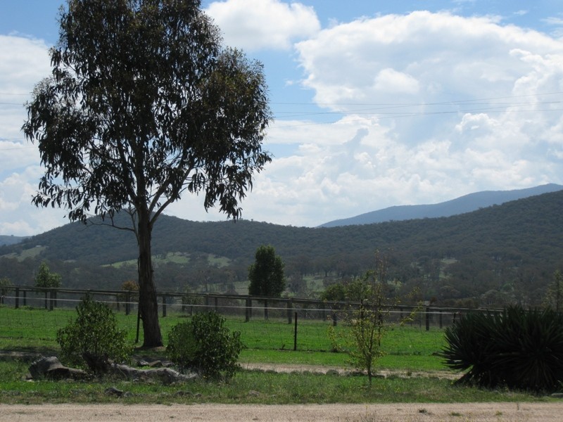 145 Mersing Road, Glanmire NSW 2795