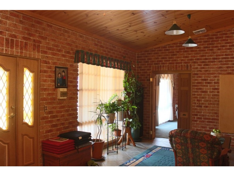 145 Mersing Road, Glanmire NSW 2795