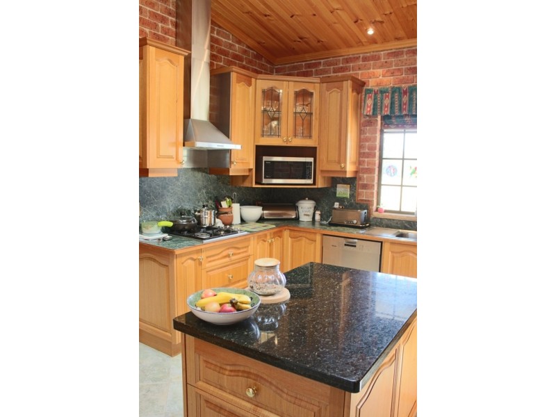 145 Mersing Road, Glanmire NSW 2795