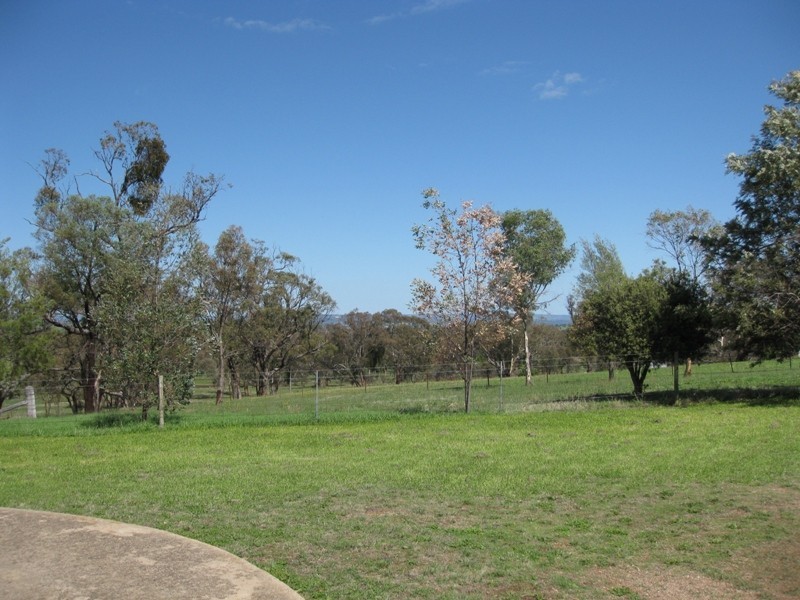 145 Mersing Road, Glanmire NSW 2795