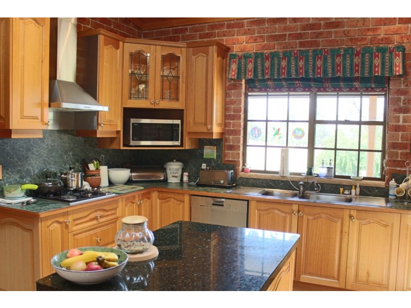 145 Mersing Road, Glanmire NSW 2795