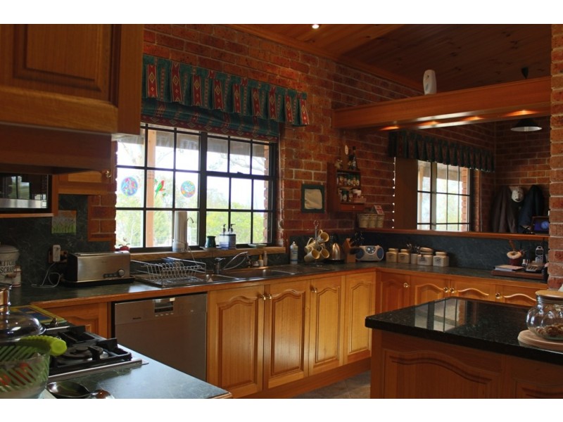 145 Mersing Road, Glanmire NSW 2795