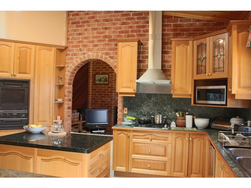 145 Mersing Road, Glanmire NSW 2795
