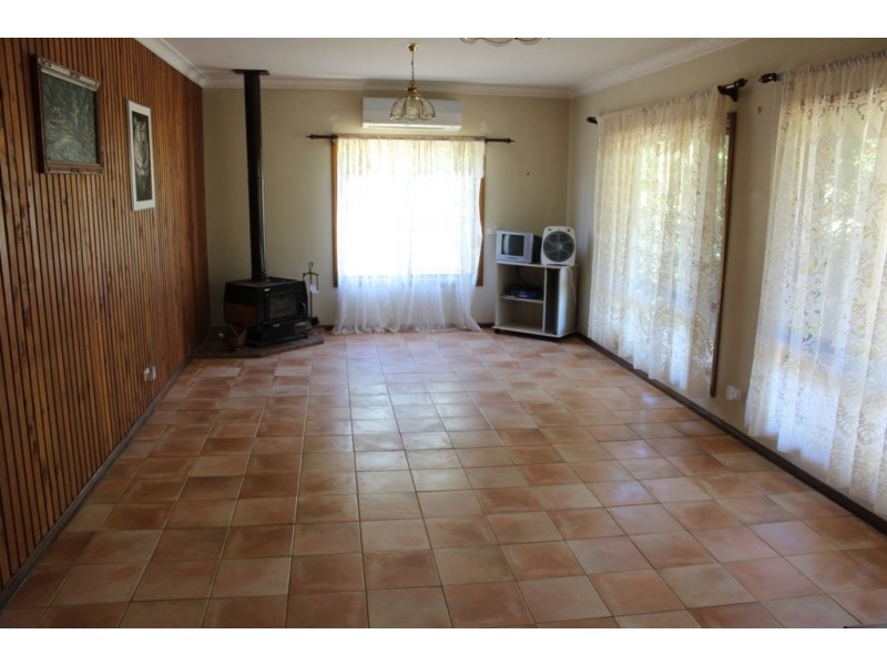 9 Crawford Lane, Bathurst NSW 2795