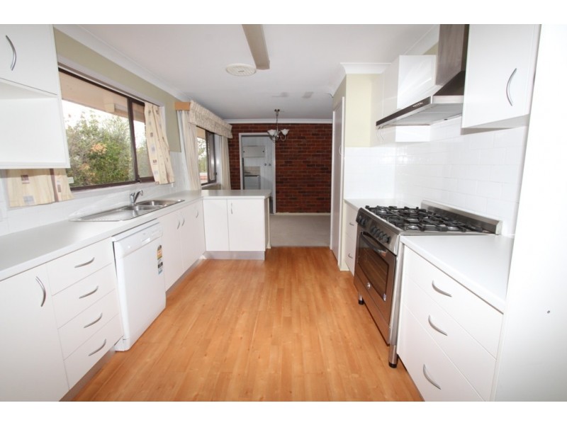 1A View Street, Kelso NSW 2795